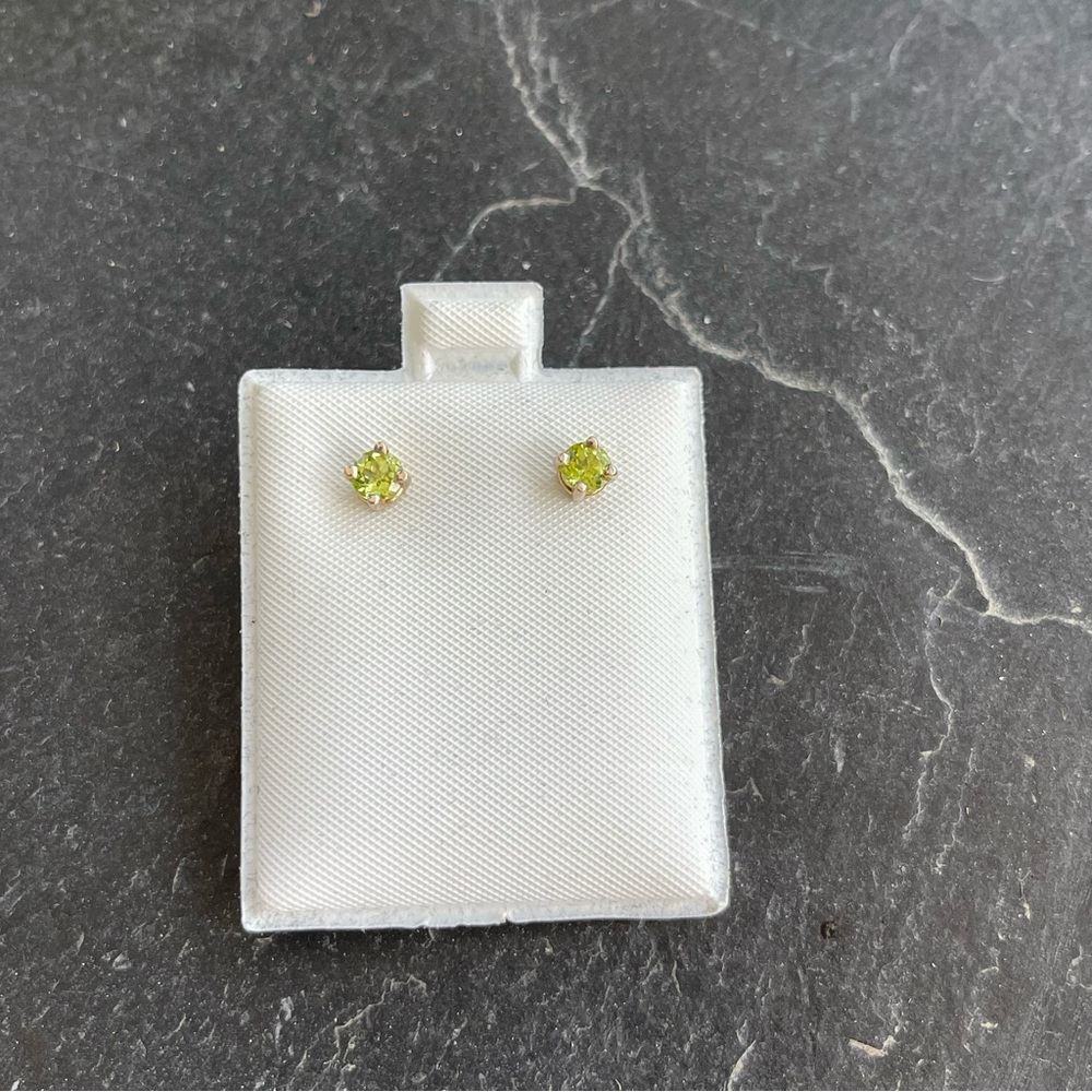Sterling Silver Peridot Earring’s
